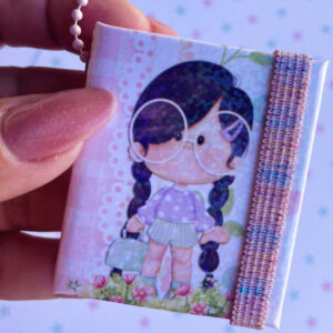 Chaveiro de Postit Menina Lilás de Poá